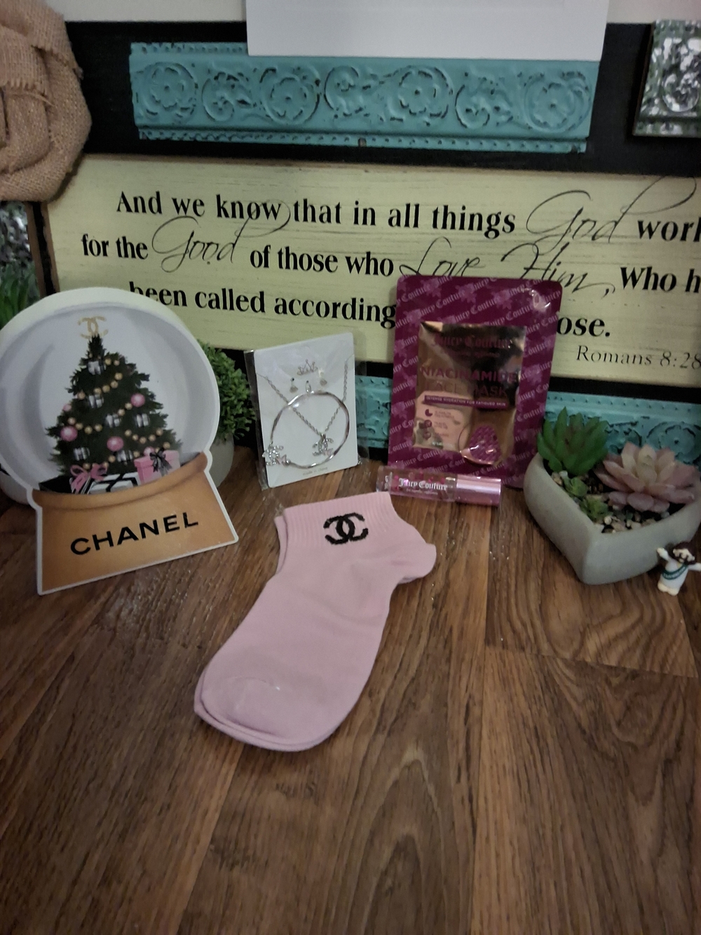 CHANEL FASHION JEWELRY GLAM SET - PINK